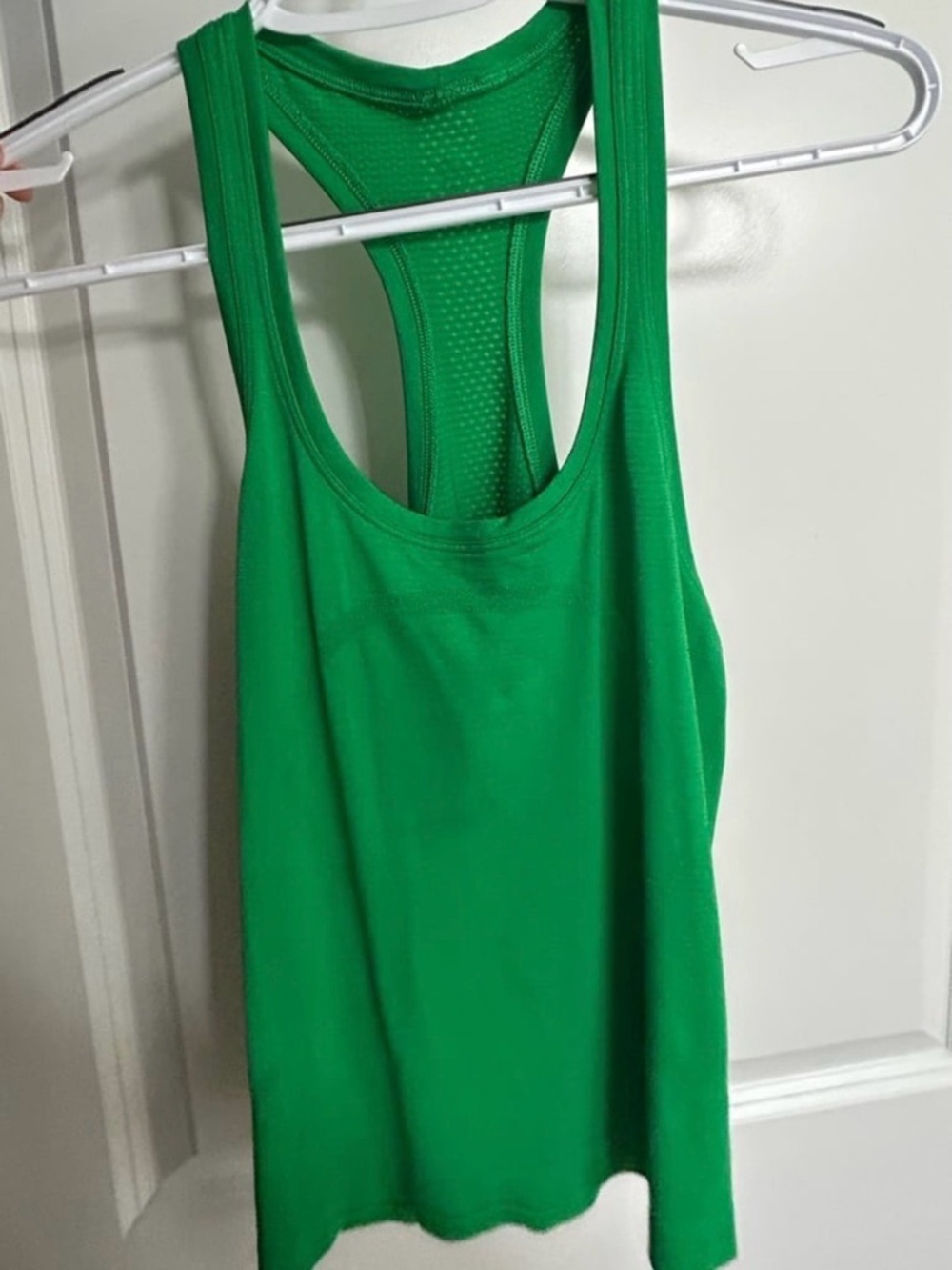 Lululemon Swiftly Tank, Green Punch, Size 4